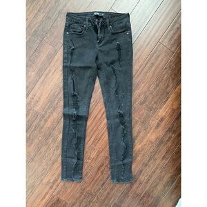 Black Ripped Jeans 